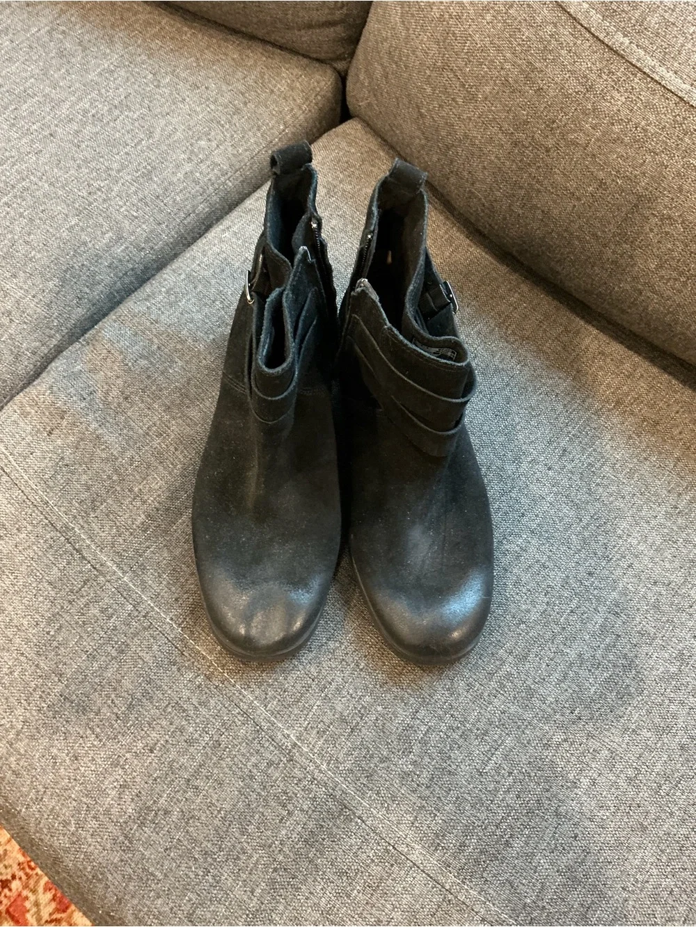 Women UGG Black Suede Ankle Booties size 9.5 classy casual bike style fall